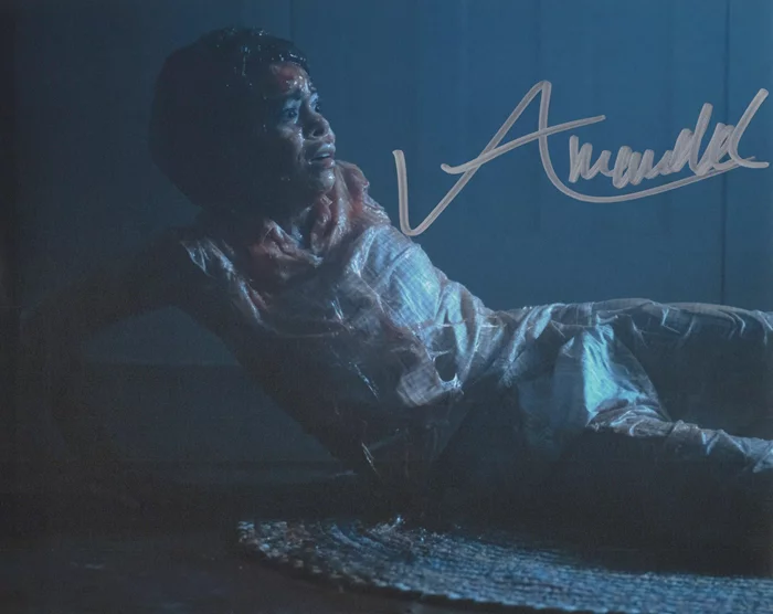 Amanda Christine autograph