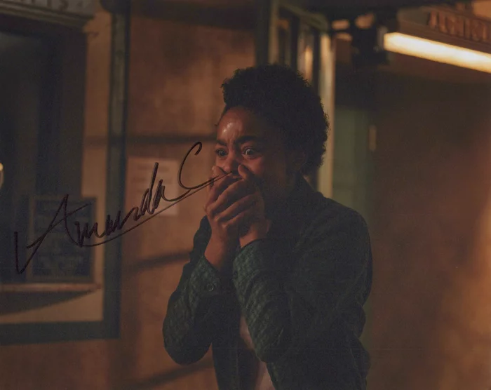 Amanda Christine autograph