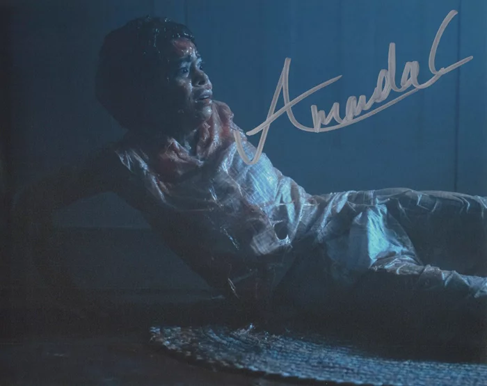 Amanda Christine autograph