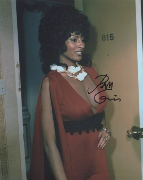 Pam Grier autograph