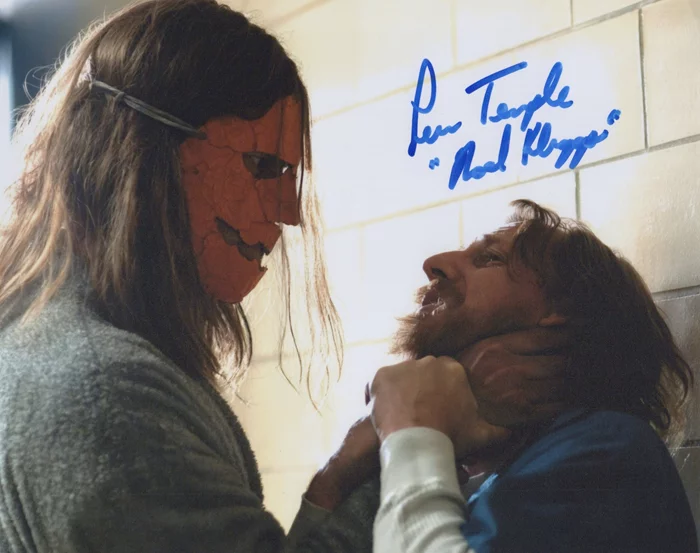 Lew Temple autograph