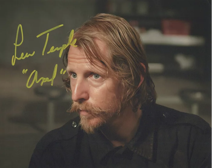 Lew Temple autograph