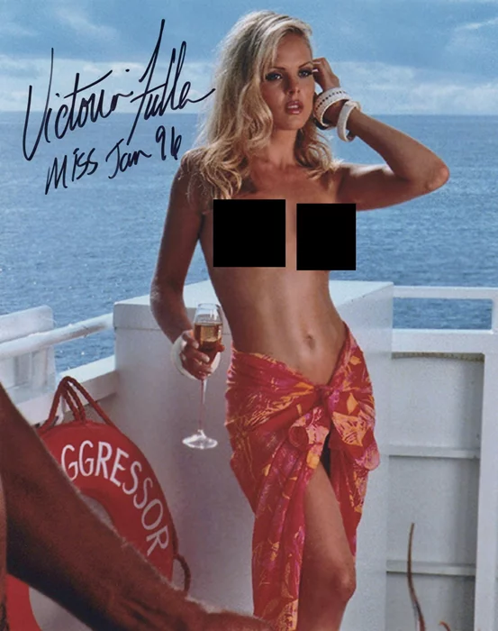 Victoria Fuller autograph