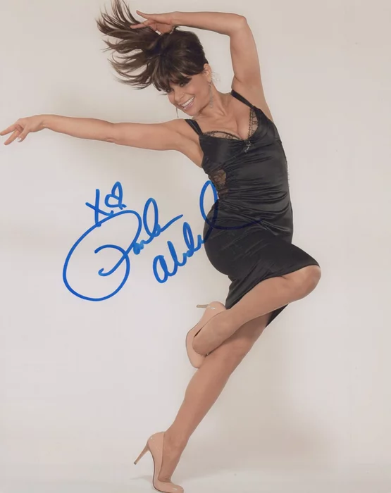 Paula Abdul autograph