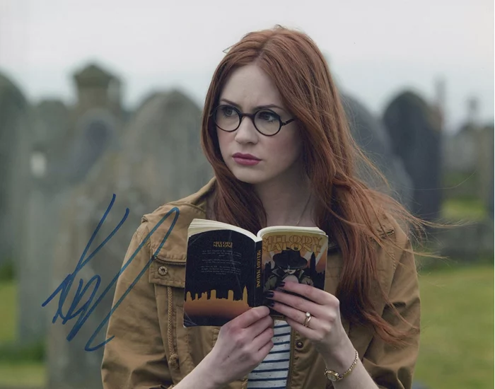 Karen Gillan autograph