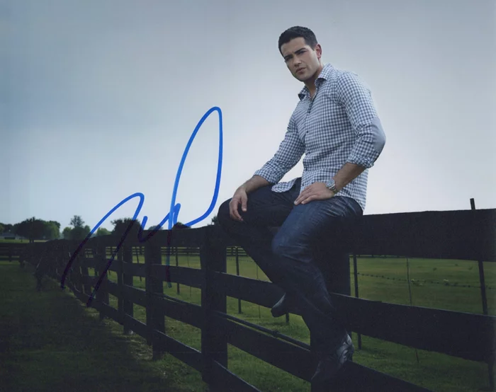 Jesse Metcalfe autograph