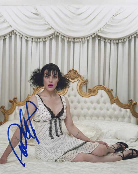 Pauley Perrette autograph