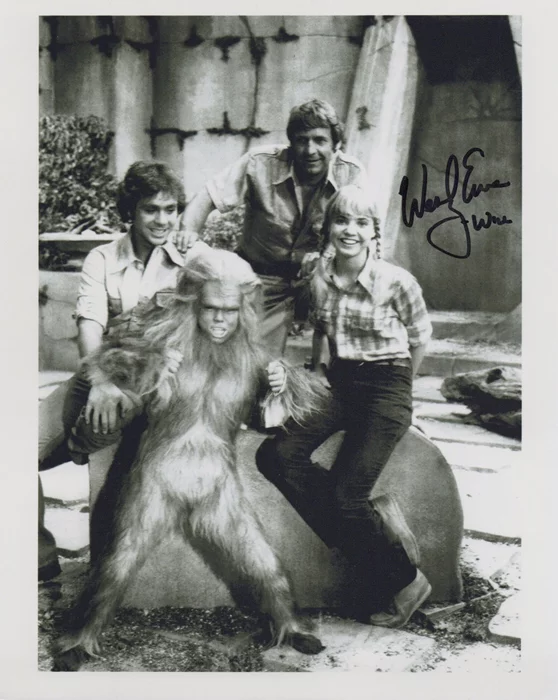 Wesley Eure autograph