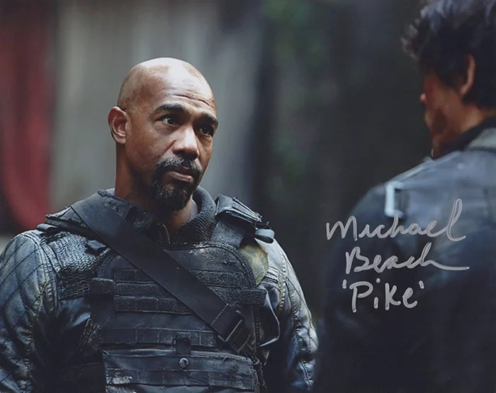 Michael Beach autograph