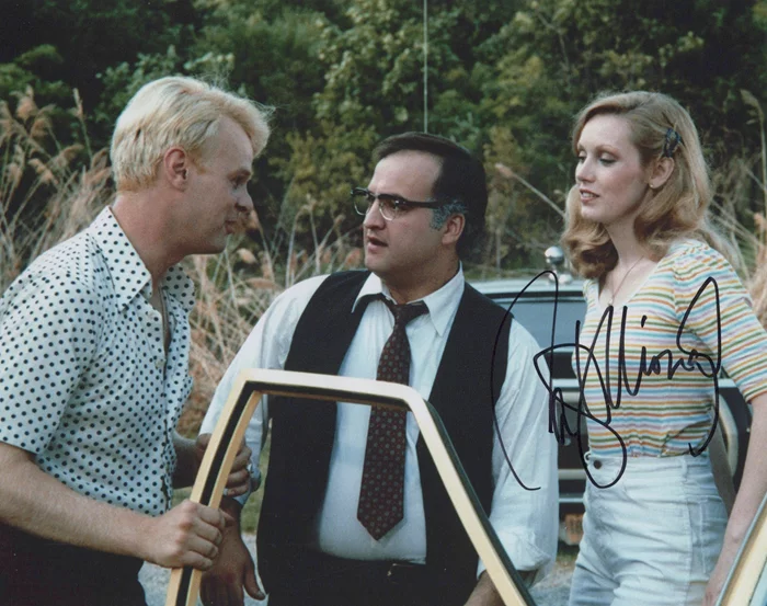 Cathy Moriarty autograph
