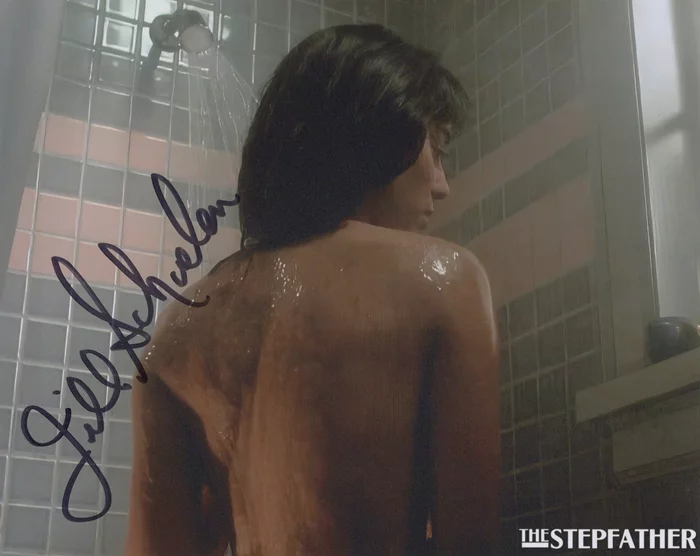 Jill Schoelen autograph
