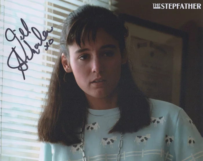 Jill Schoelen autograph