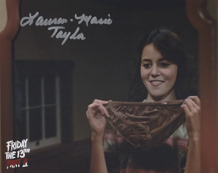 Lauren-Marie Taylor autograph