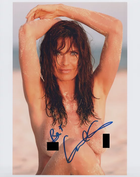 Carol Alt autograph
