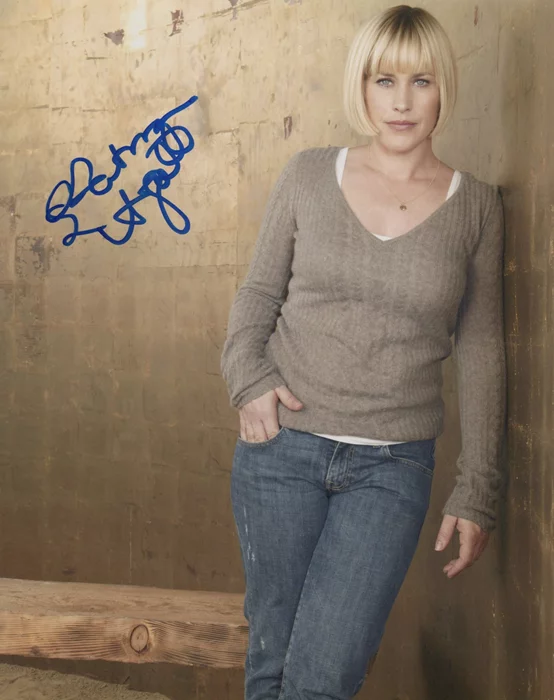 Patricia Arquette autograph