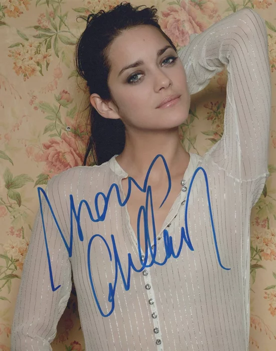 Marion Cotillard autograph