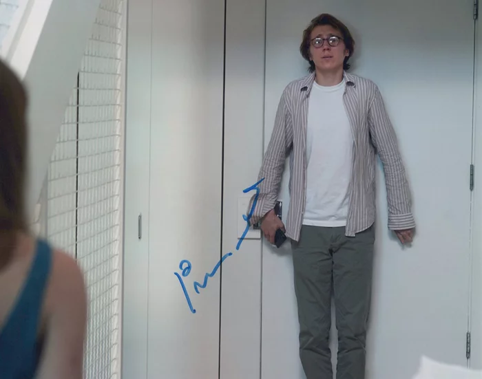 Paul Dano autograph