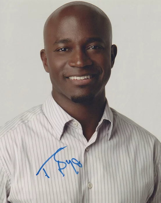 Taye Diggs autograph