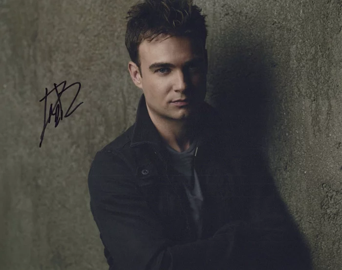 Robin Dunne autograph