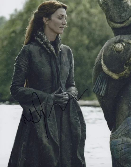 Michelle Fairley autograph