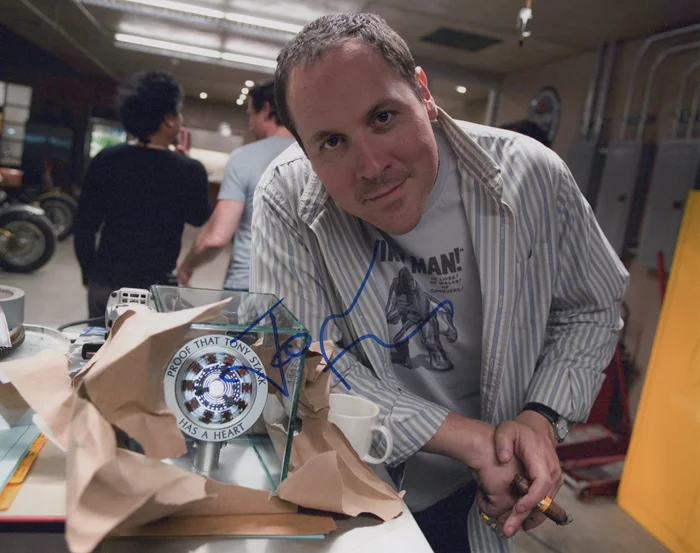 Jon Favreau autograph