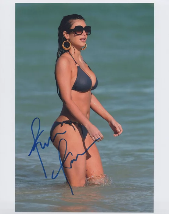 Kim Kardashian autograph