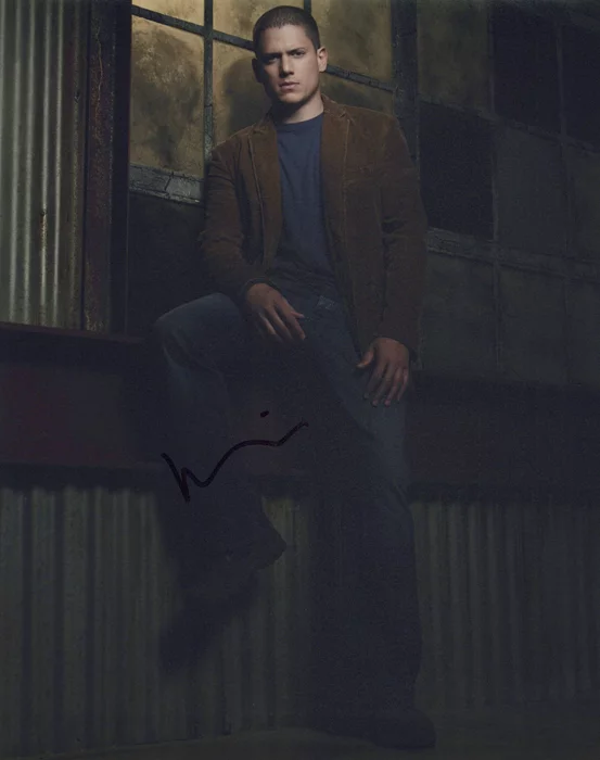 Wentworth Miller autograph