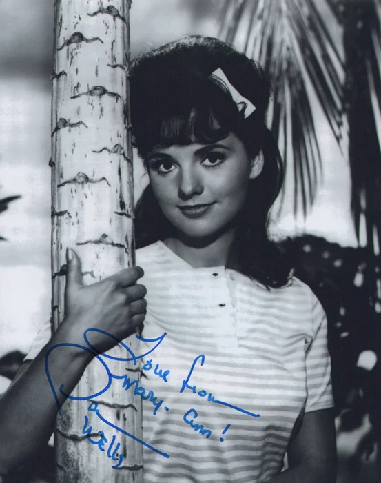 Dawn Wells autograph