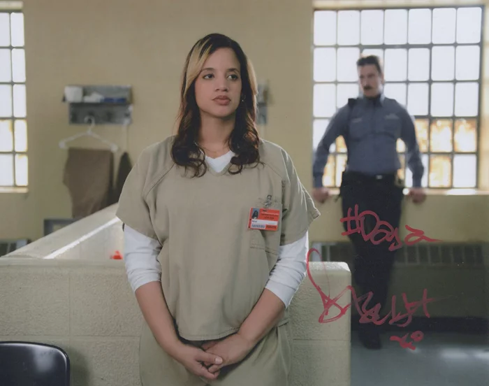 Dascha Polanco autograph