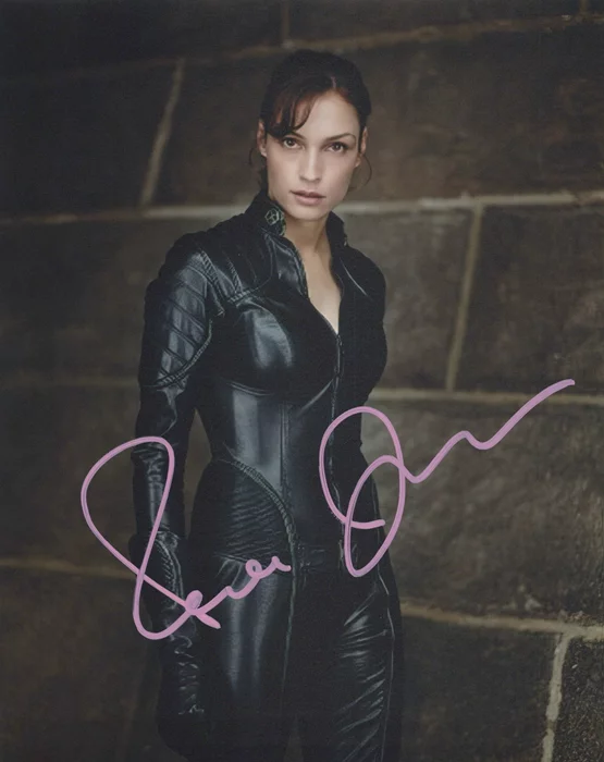 Famke Janssen autograph
