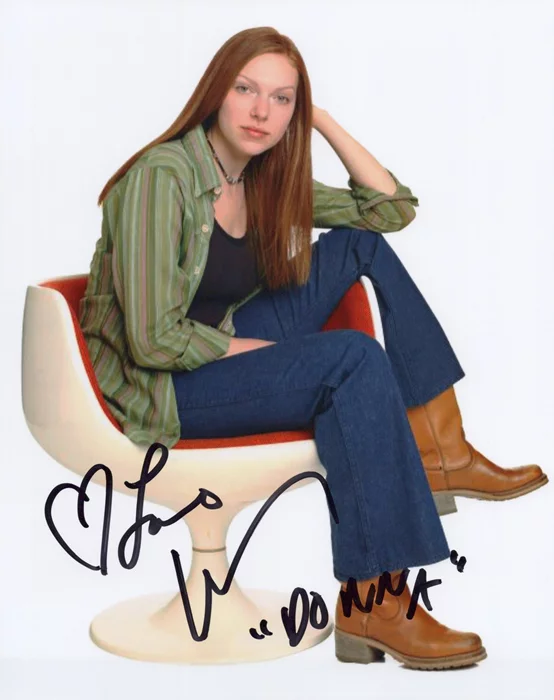 Laura Prepon autograph