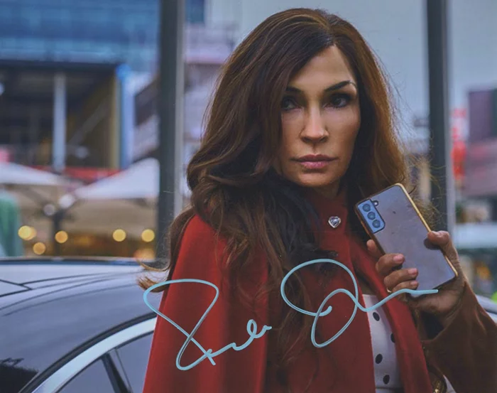 Famke Janssen autograph