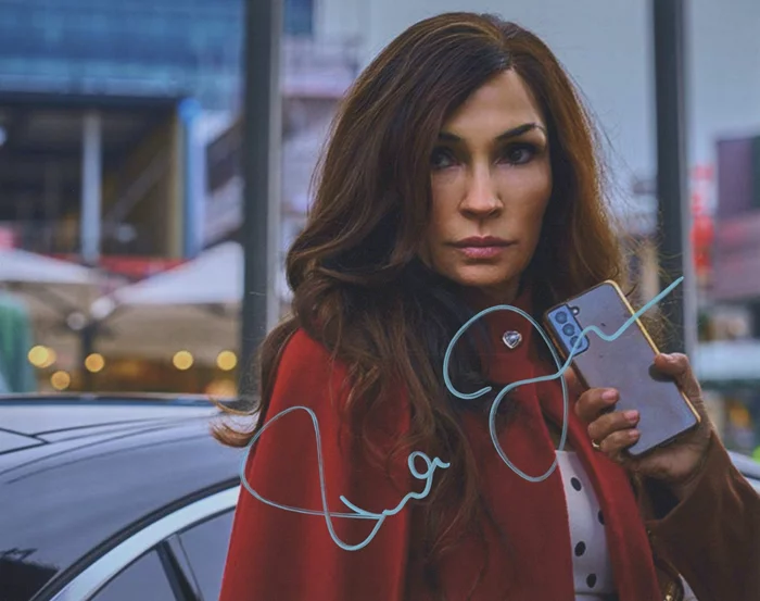 Famke Janssen autograph