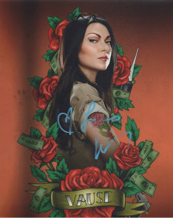 Laura Prepon autograph