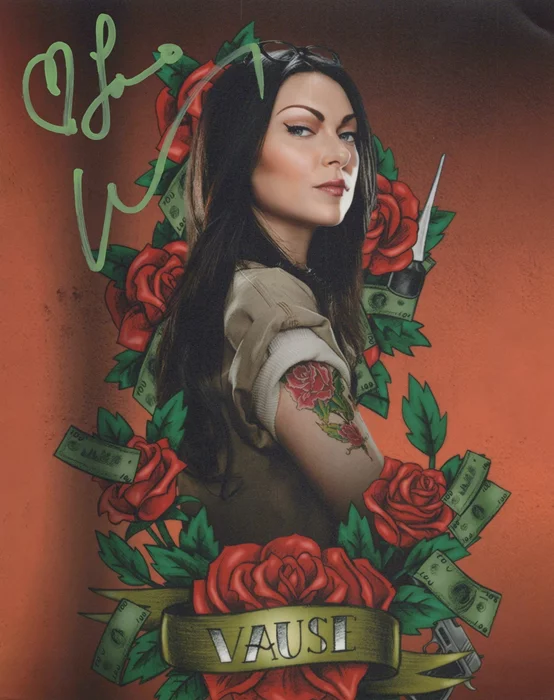 Laura Prepon autograph