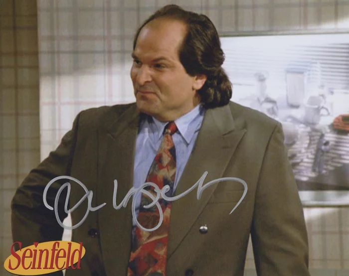John Kapelos autograph