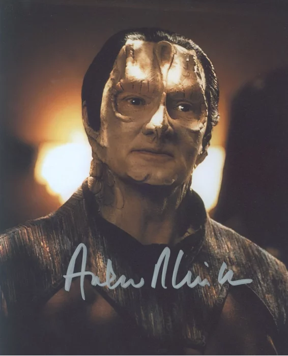Andrew Robinson autograph