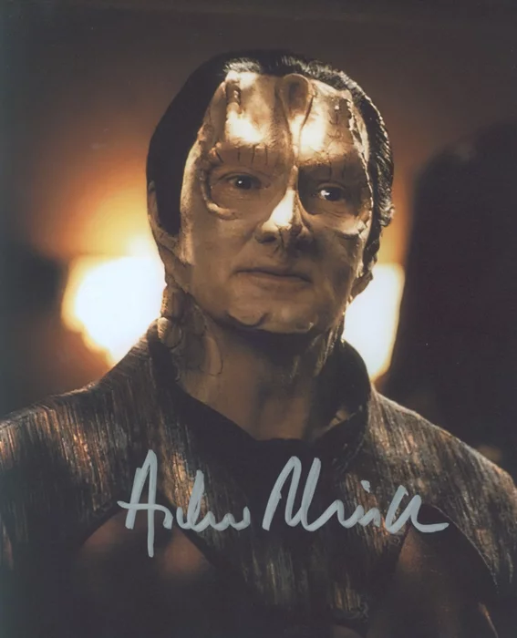 Andrew Robinson autograph
