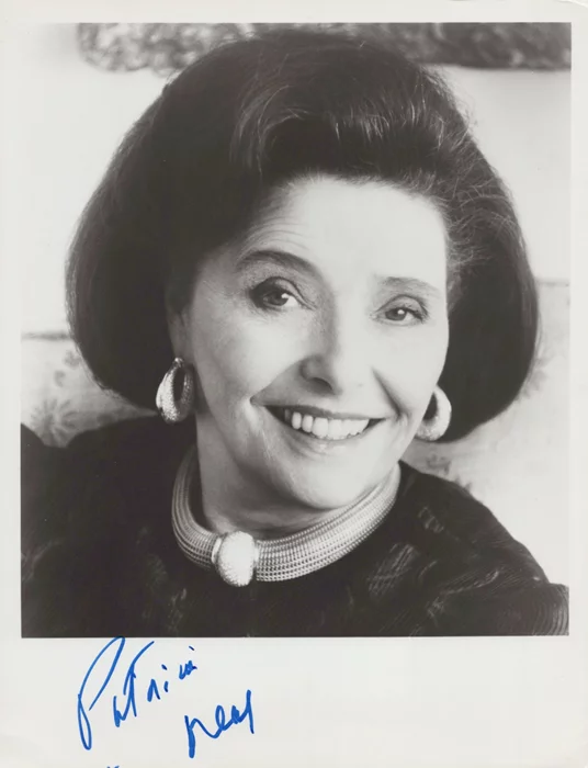 Patricia Neal autograph