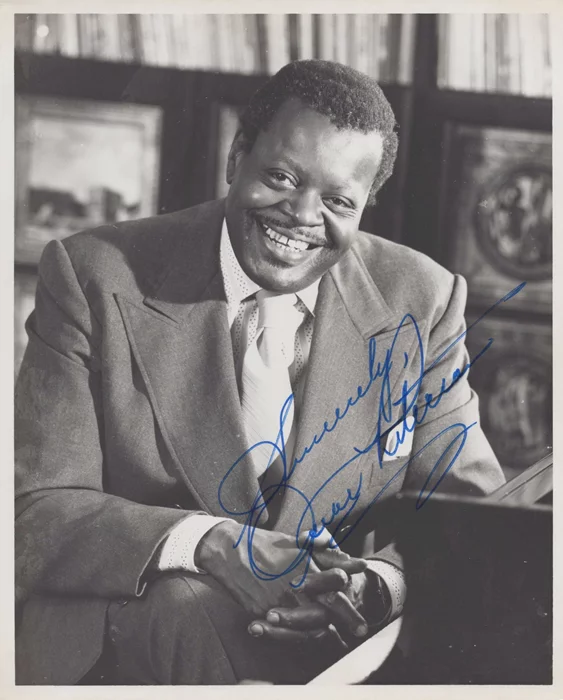 Oscar Petersen autograph