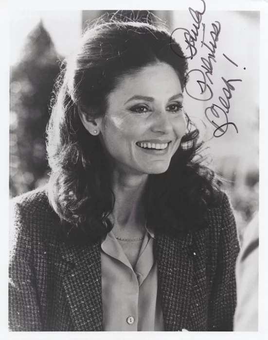 Paula Prentiss autograph