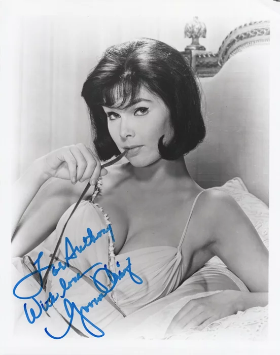 Yvonne Craig autograph