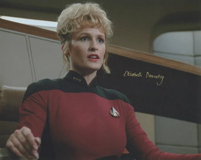 Elizabeth Dennehy autograph
