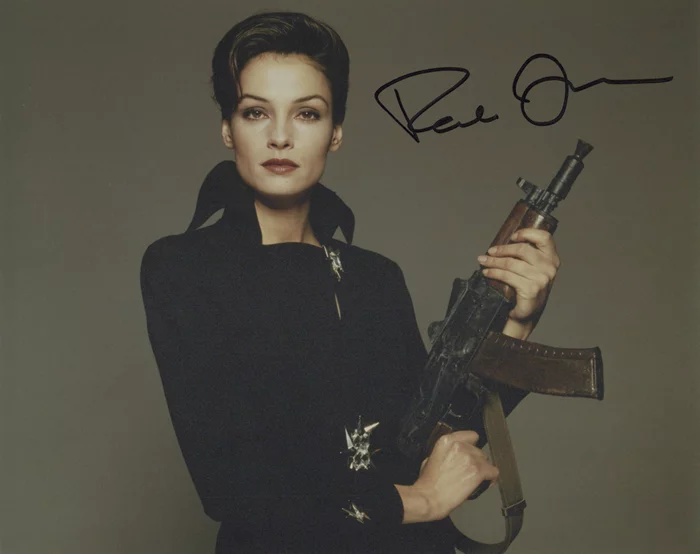 Famke Janssen autograph