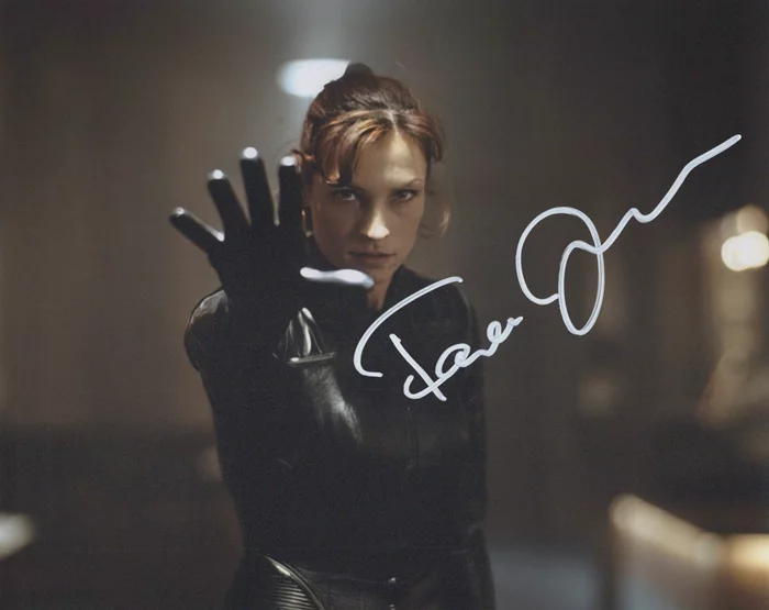 Famke Janssen autograph