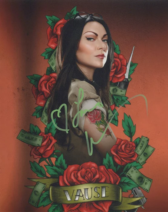 Laura Prepon autograph