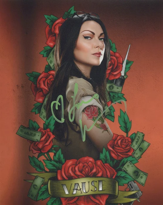 Laura Prepon autograph