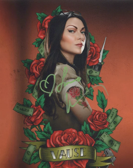 Laura Prepon autograph