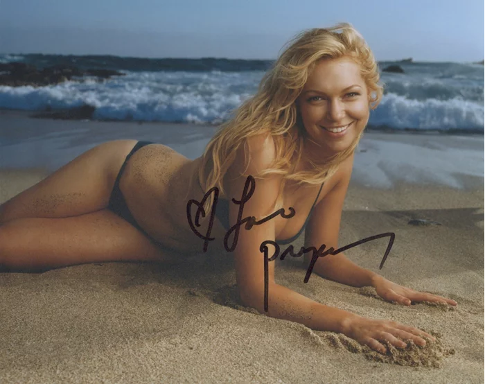 Laura Prepon autograph
