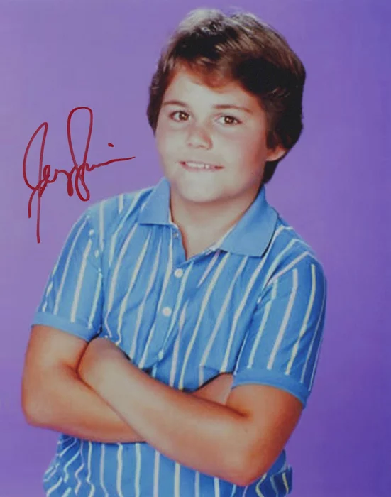 Jerry Supiran autograph